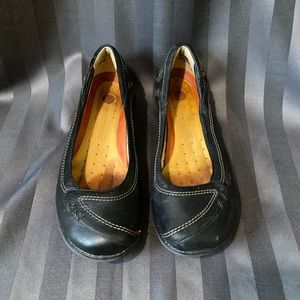 Clarks Ballet Flats